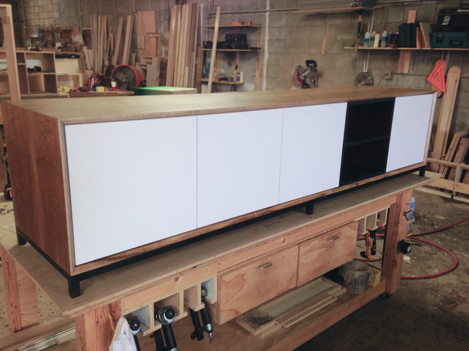 furniture 162